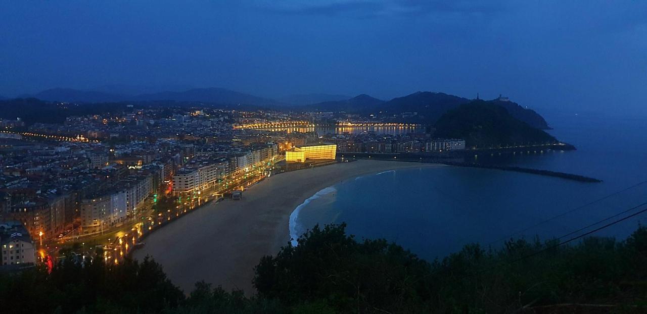 Pension Nuevas Artes San Sebastián Eksteriør billede